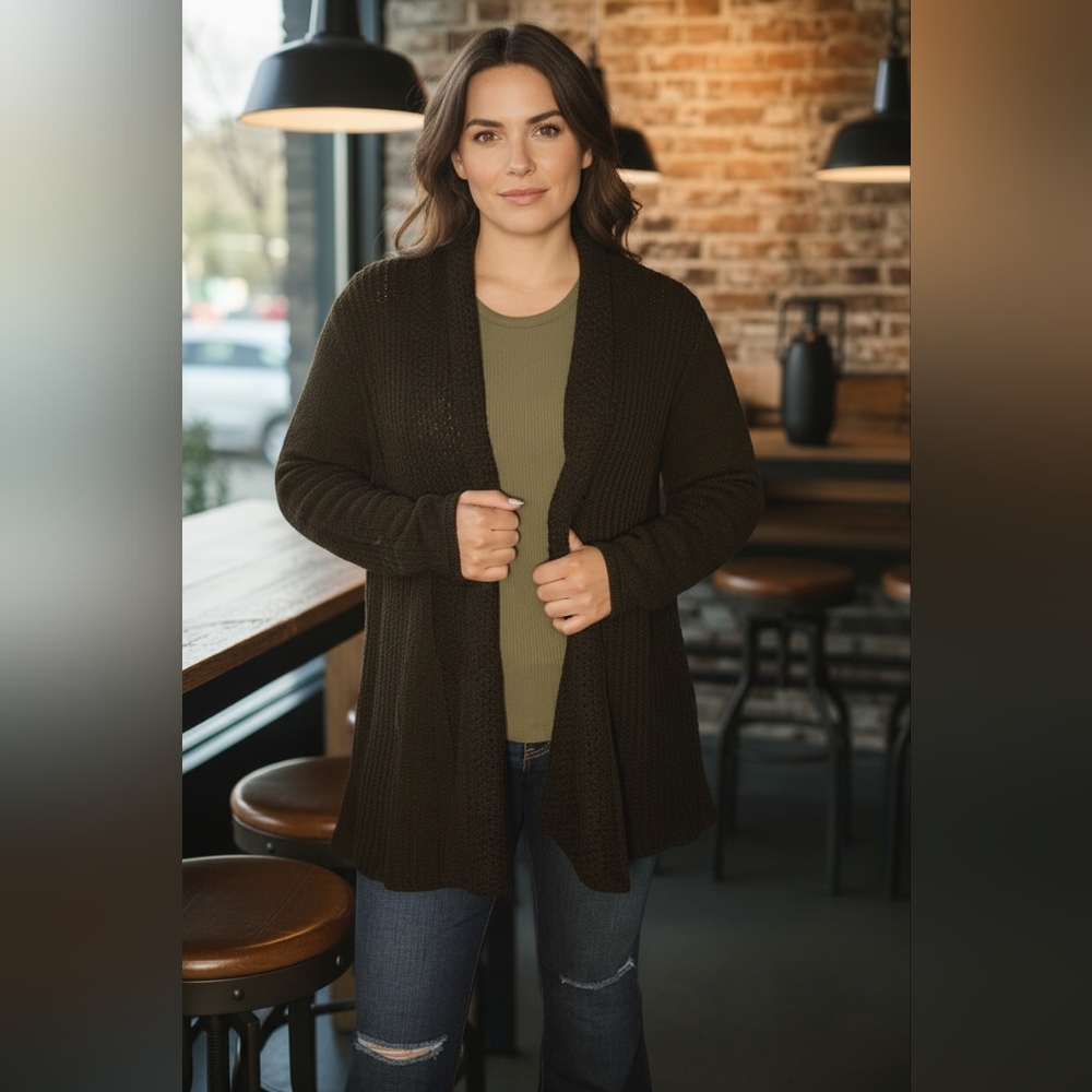 Elegant Open Front Cardigan in Black